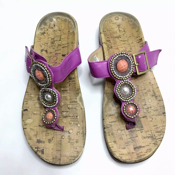 pink vionic sandals